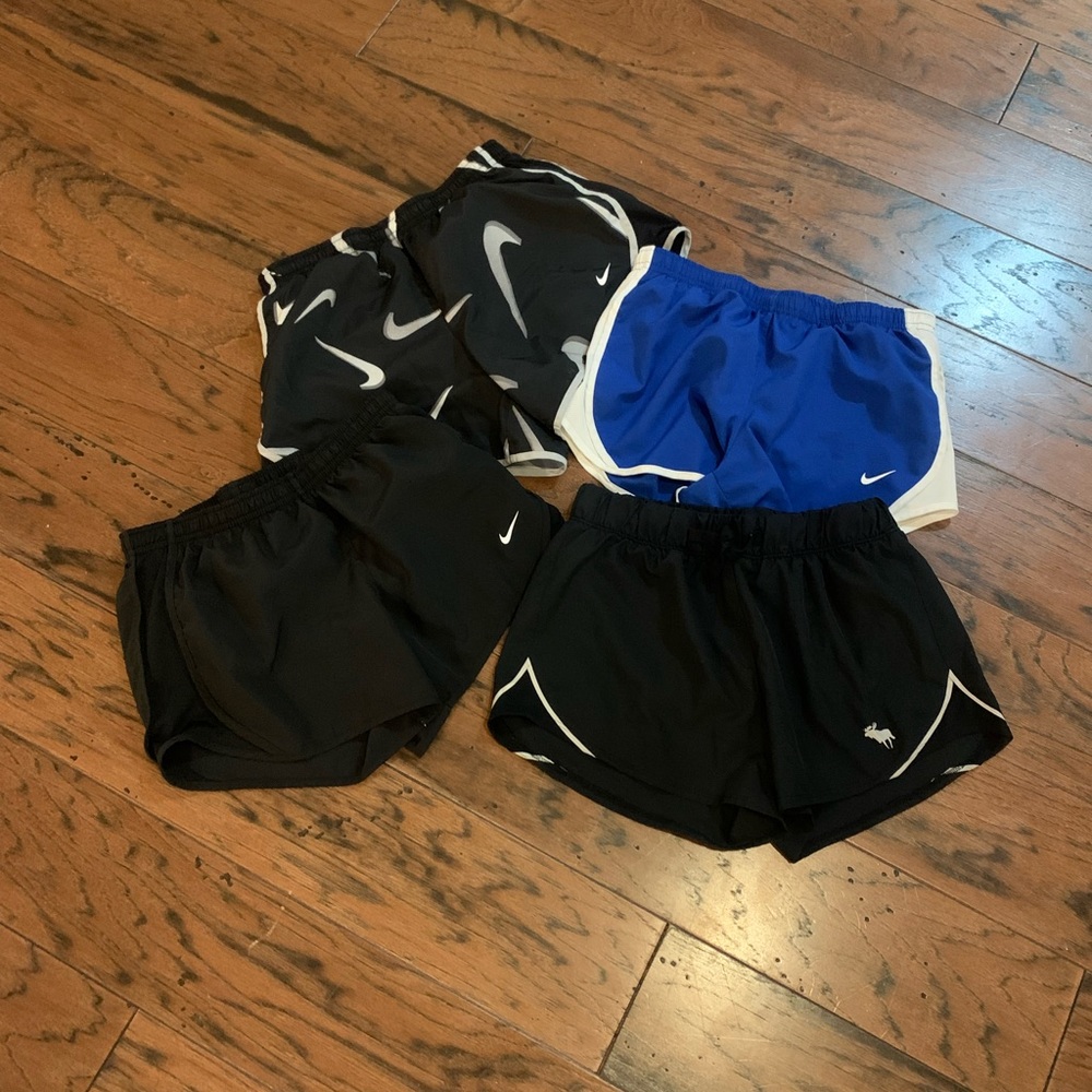 Girls Active Short Bundle - Nike YM, YL & abercrombie 11/12
